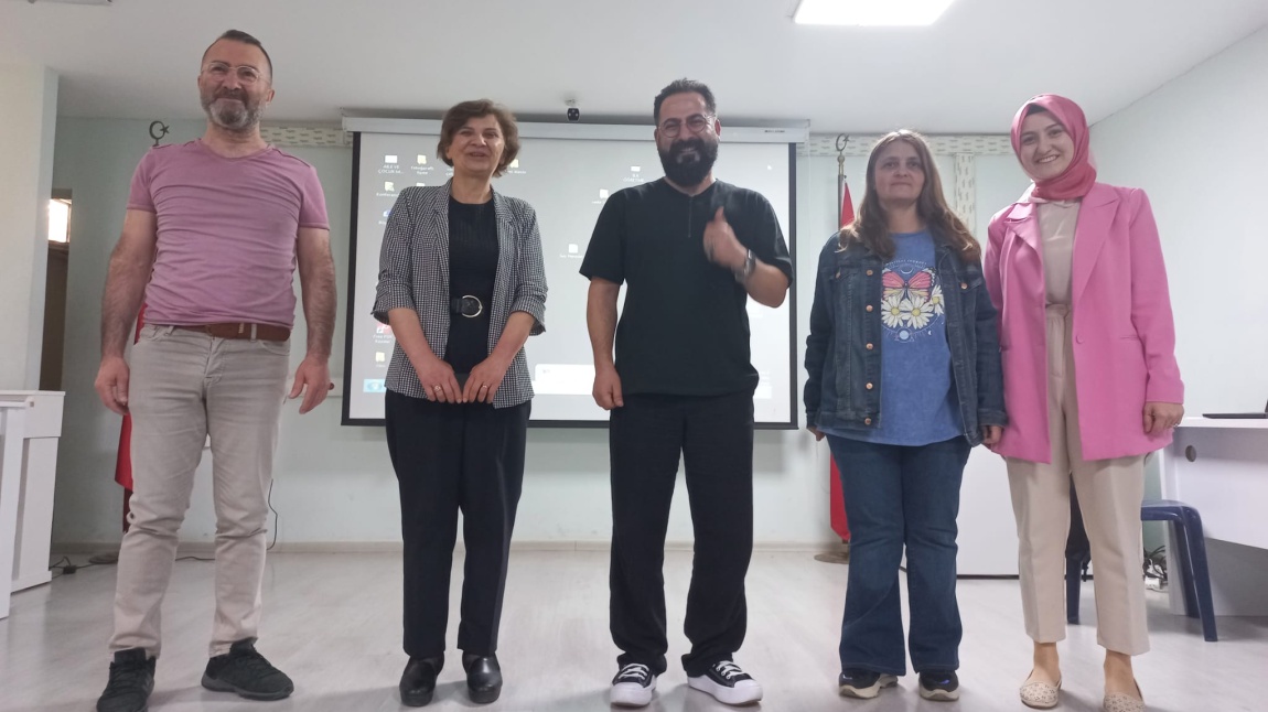 Veli Akademileri Seminer Çalışması